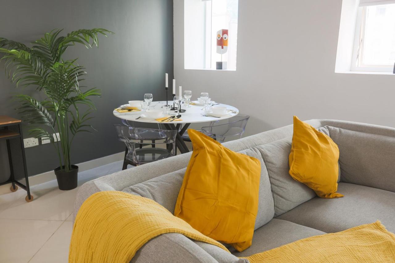 Enticing Space With Marina View Near The Beach! 迪拜 外观 照片
