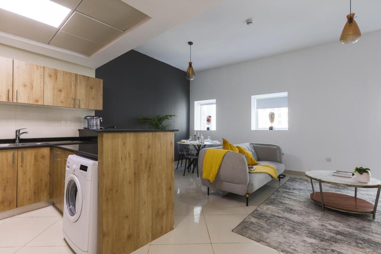 Enticing Space With Marina View Near The Beach! 迪拜 外观 照片